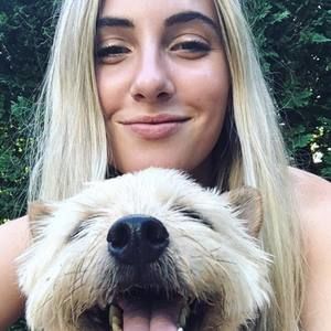 Meet your Posher, Devon